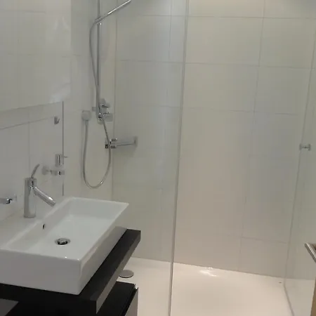 Hotel Caspar C11 - Nielsen *